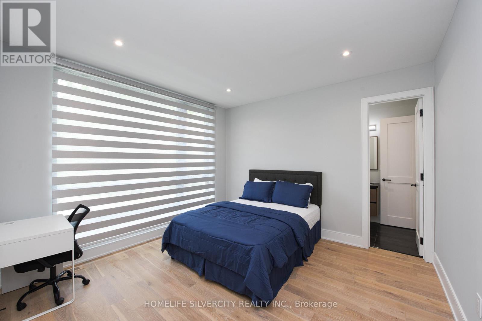 Upper - 200 Gamma Street, Toronto, Ontario  M8W 4G5 - Photo 20 - W12759870