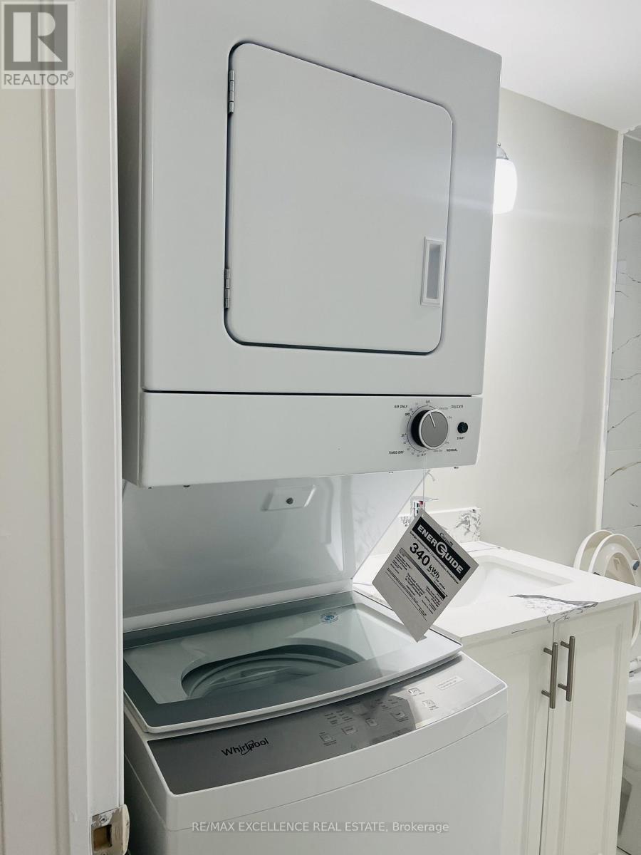 104 Meredith Drive, St. Catharines, Ontario  L2M 6C7 - Photo 7 - X12759868