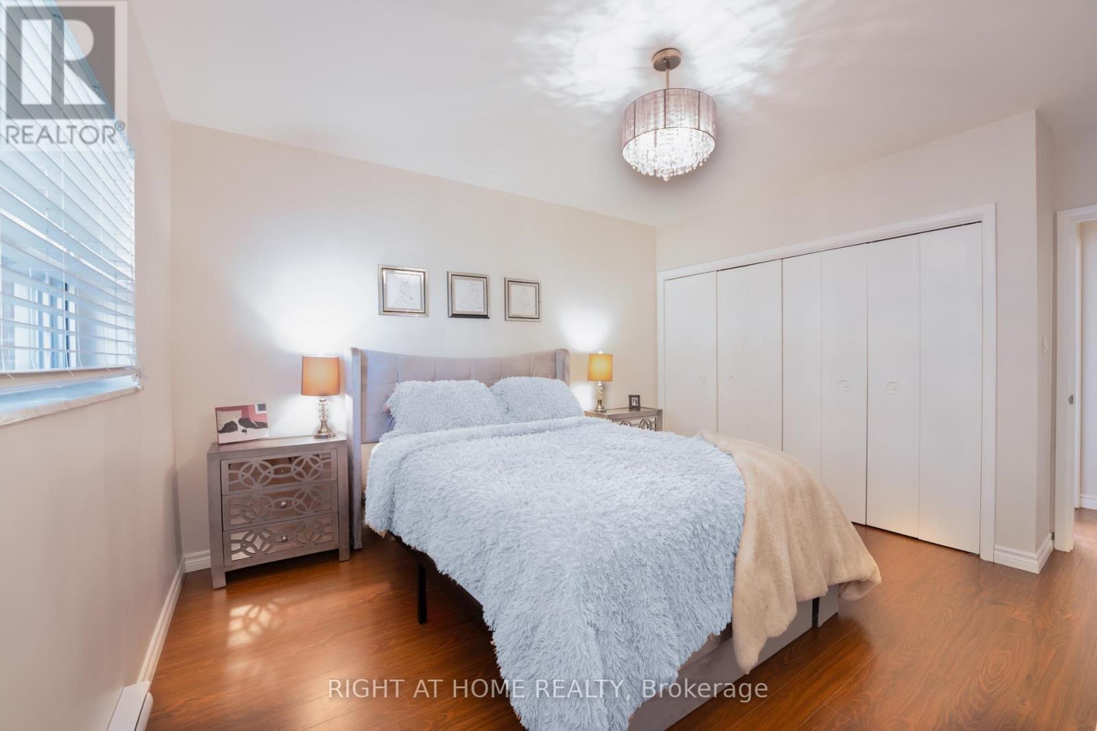 211 - 11 Woodman Drive S, Hamilton, Ontario  L8K 4E3 - Photo 11 - X12759880