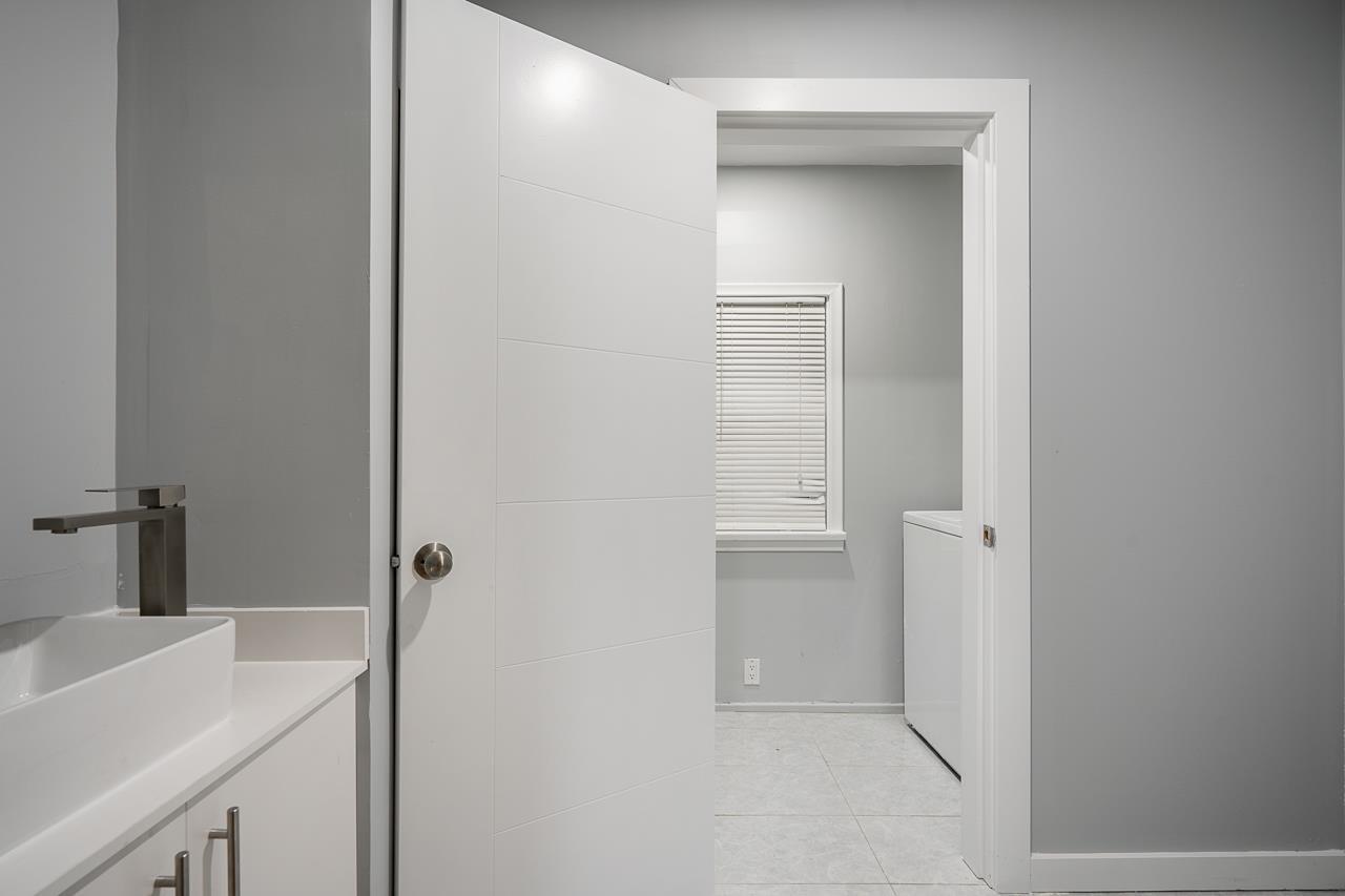 27284 30 Avenue, Langley, British Columbia  V4W 3J6 - Photo 26 - R3086615