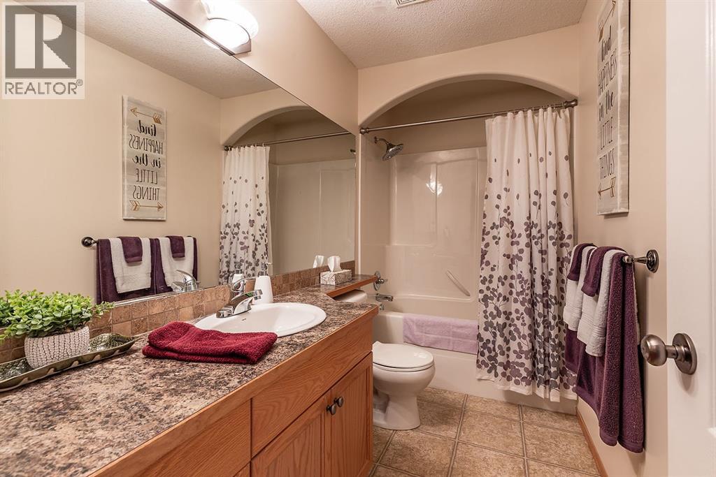 24 Vista Road Se, Medicine Hat, Alberta  T1B 4S9 - Photo 22 - A2279209