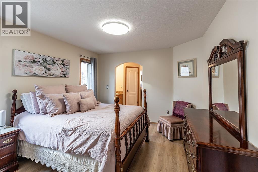 24 Vista Road Se, Medicine Hat, Alberta  T1B 4S9 - Photo 23 - A2279209