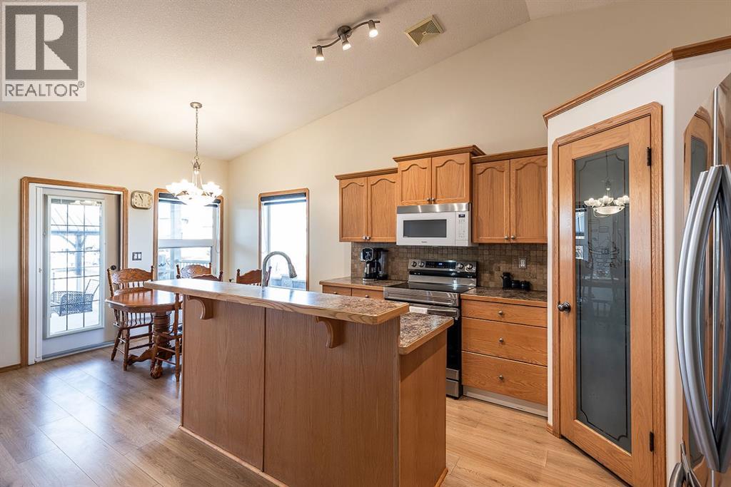 24 Vista Road Se, Medicine Hat, Alberta  T1B 4S9 - Photo 9 - A2279209