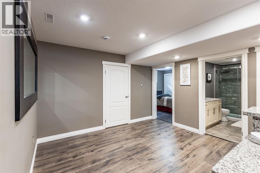 24 Vista Road Se, Medicine Hat, Alberta  T1B 4S9 - Photo 38 - A2279209