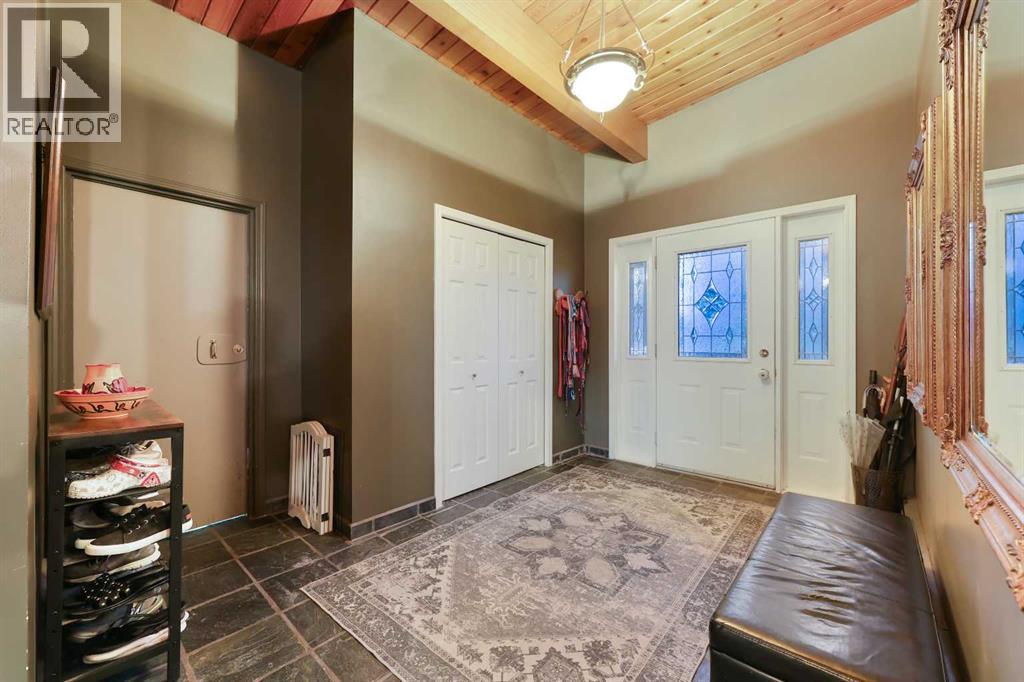 71 Artist View Pointe, Rural Rocky View County, Alberta  T3Z 3N3 - Photo 4 - A2283389