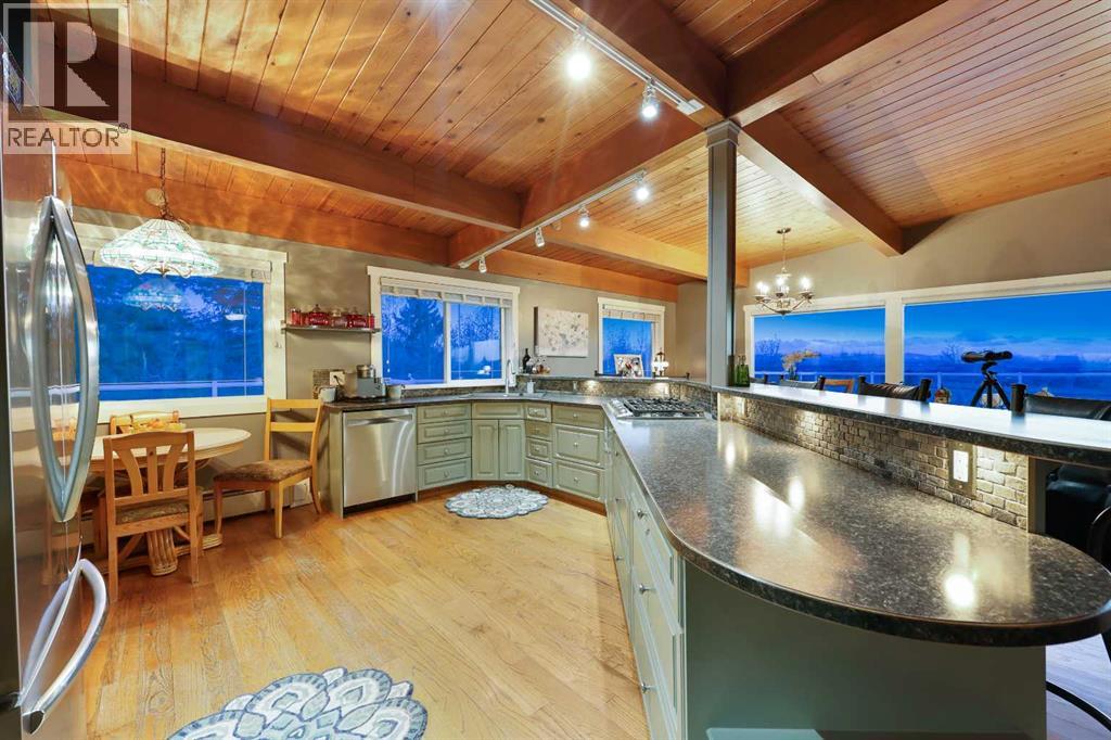 71 Artist View Pointe, Rural Rocky View County, Alberta  T3Z 3N3 - Photo 9 - A2283389