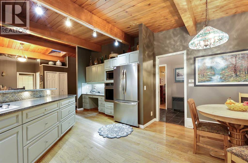 71 Artist View Pointe, Rural Rocky View County, Alberta  T3Z 3N3 - Photo 14 - A2283389