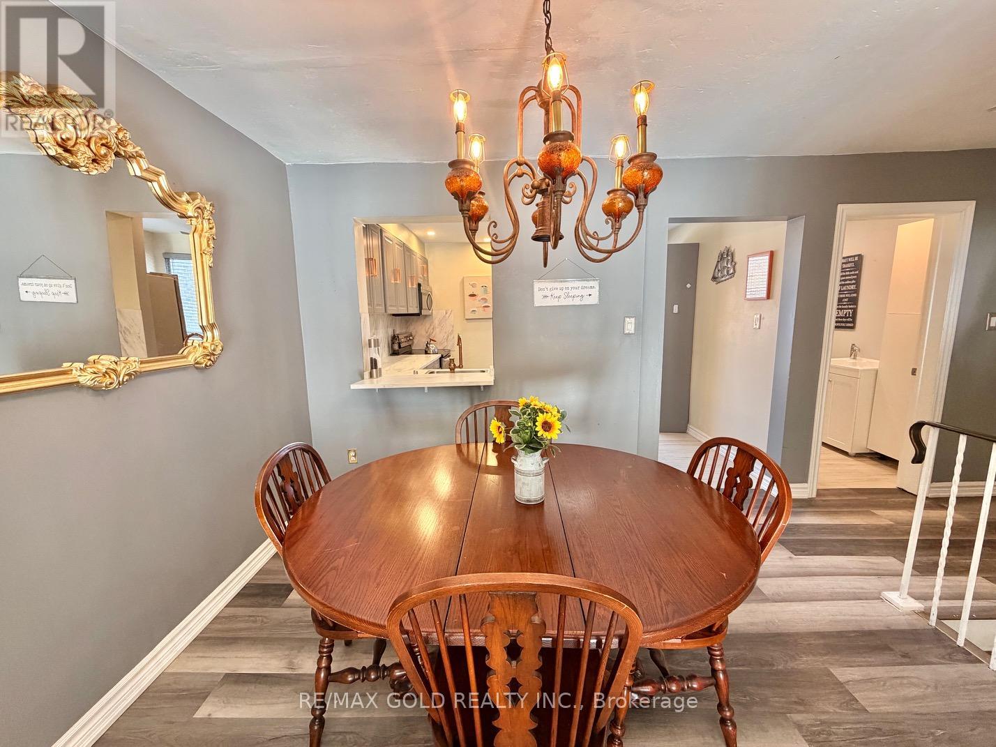 26 - 7707 Darcel Avenue, Mississauga, Ontario  L4T 3W9 - Photo 8 - W12759888