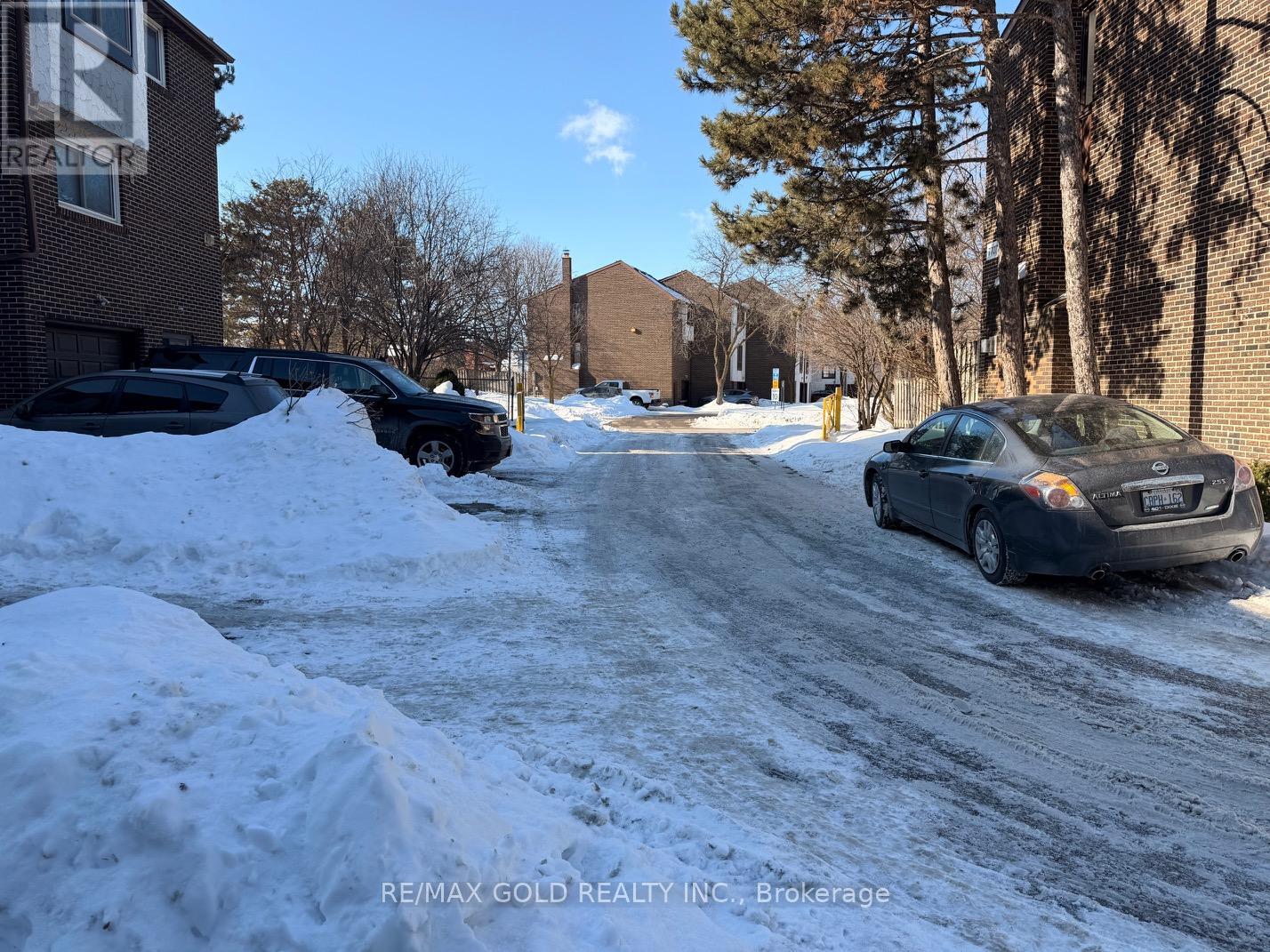 26 - 7707 Darcel Avenue, Mississauga, Ontario  L4T 3W9 - Photo 37 - W12759888