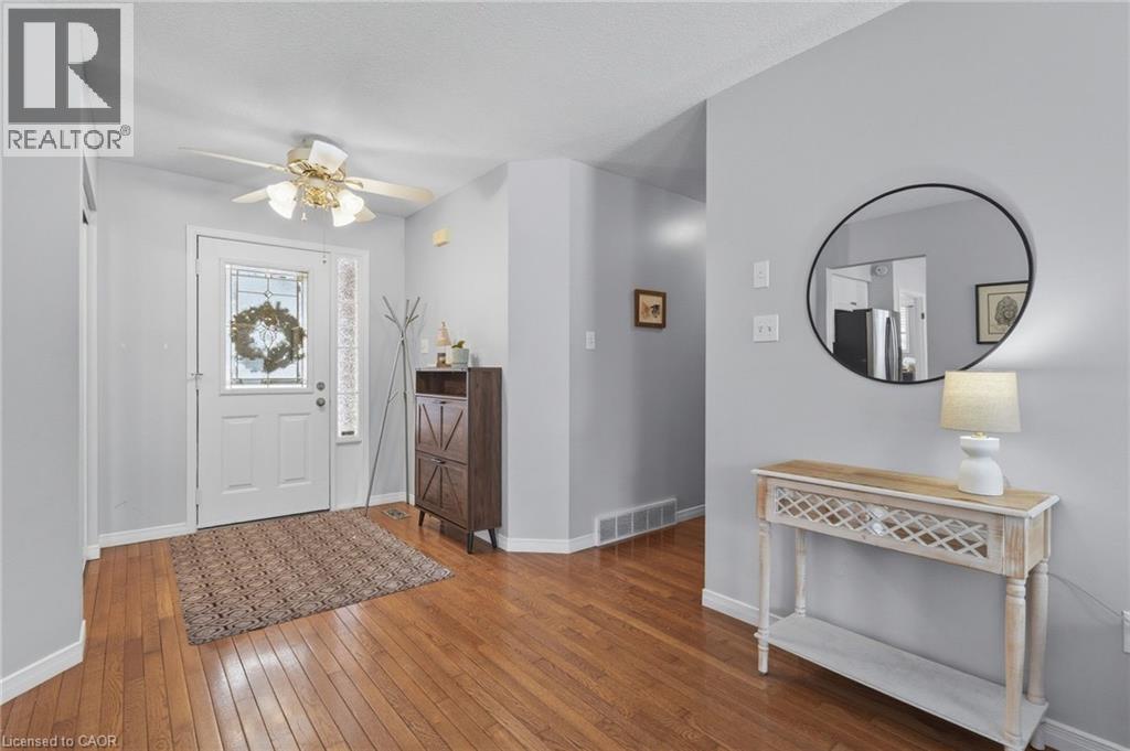 20 Endeavour Drive, Cambridge, Ontario  N3C 4C4 - Photo 4 - 40803068