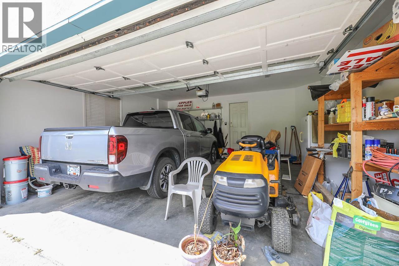 1260 Broughton Avenue, Penticton, British Columbia  V2A 8S9 - Photo 41 - 10375028