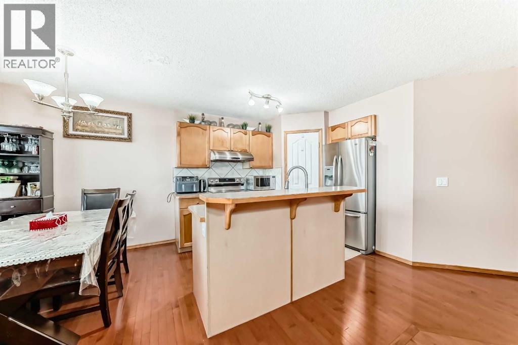 16062 Everstone Road Sw, Calgary, Alberta  T2Y 4J7 - Photo 5 - A2257664