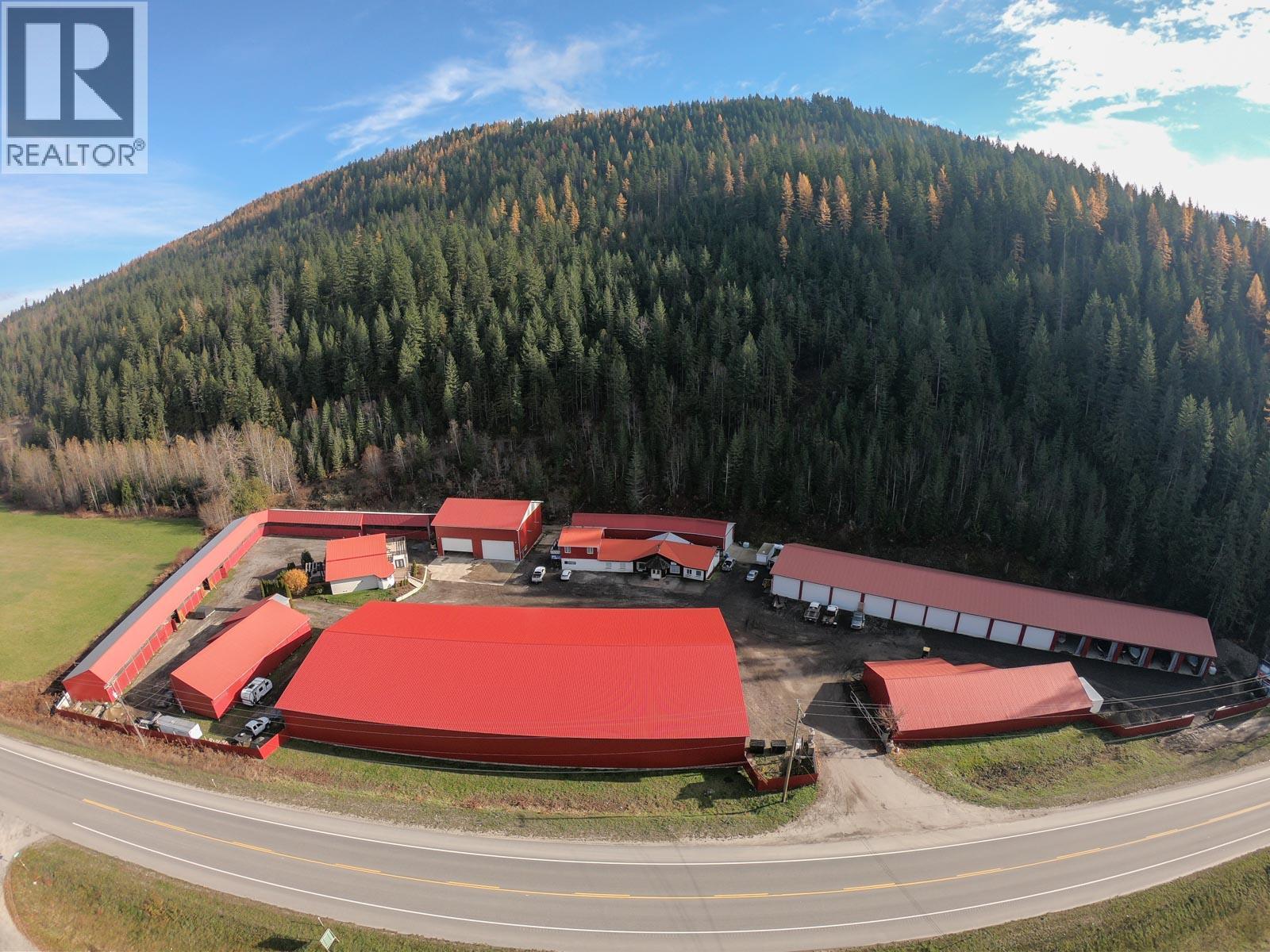 2054 Trans Canada Highway, Sicamous by JUDGE TEAM 2054 Trans Canada Highway, Sicamous