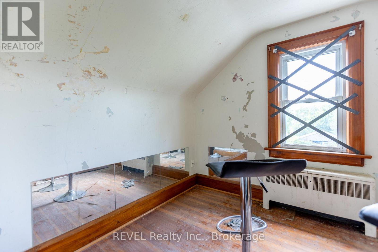 8568 Lundys Lane, Niagara Falls, Ontario  L2H 1H4 - Photo 20 - X12759954