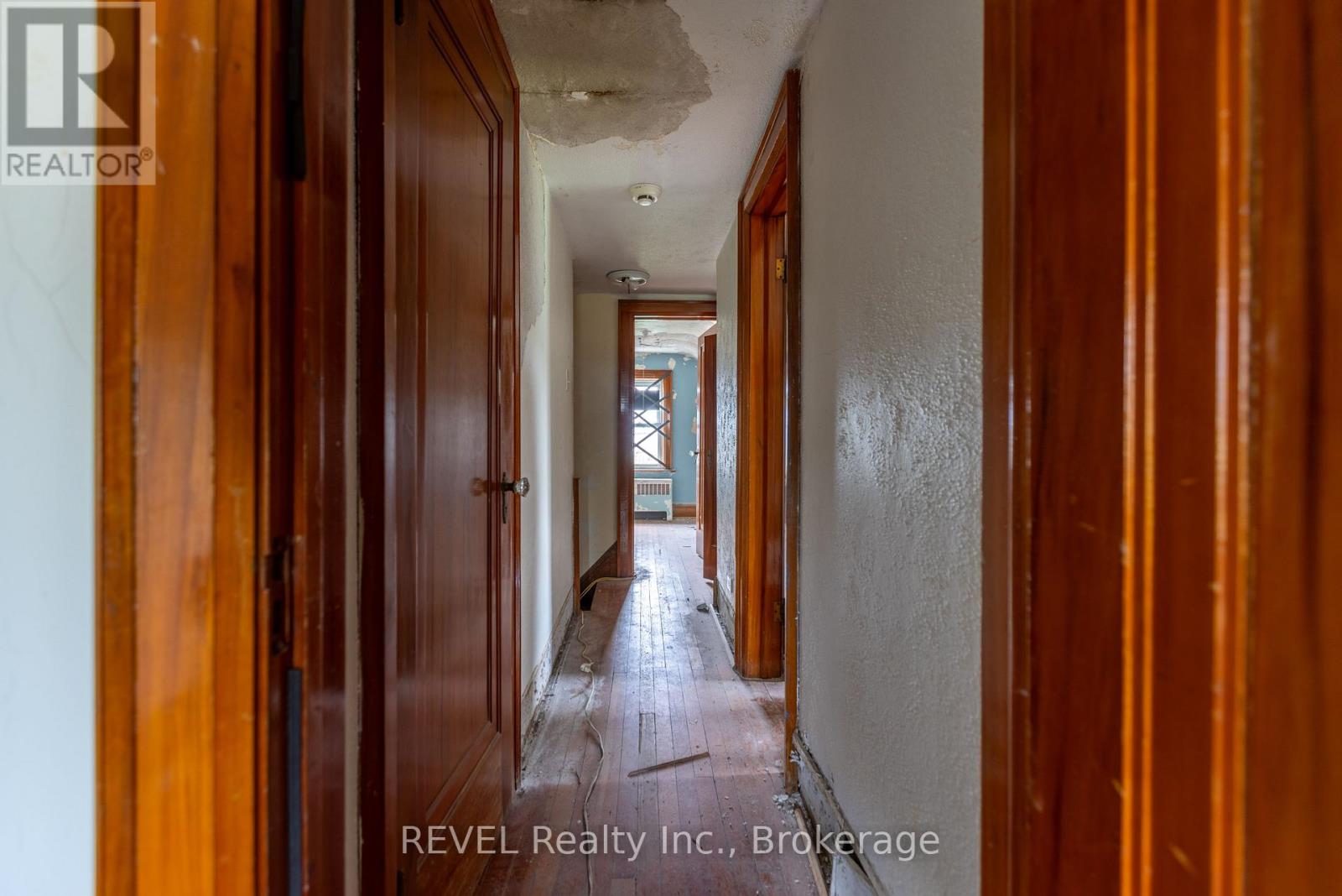 8568 Lundys Lane, Niagara Falls, Ontario  L2H 1H4 - Photo 23 - X12759954