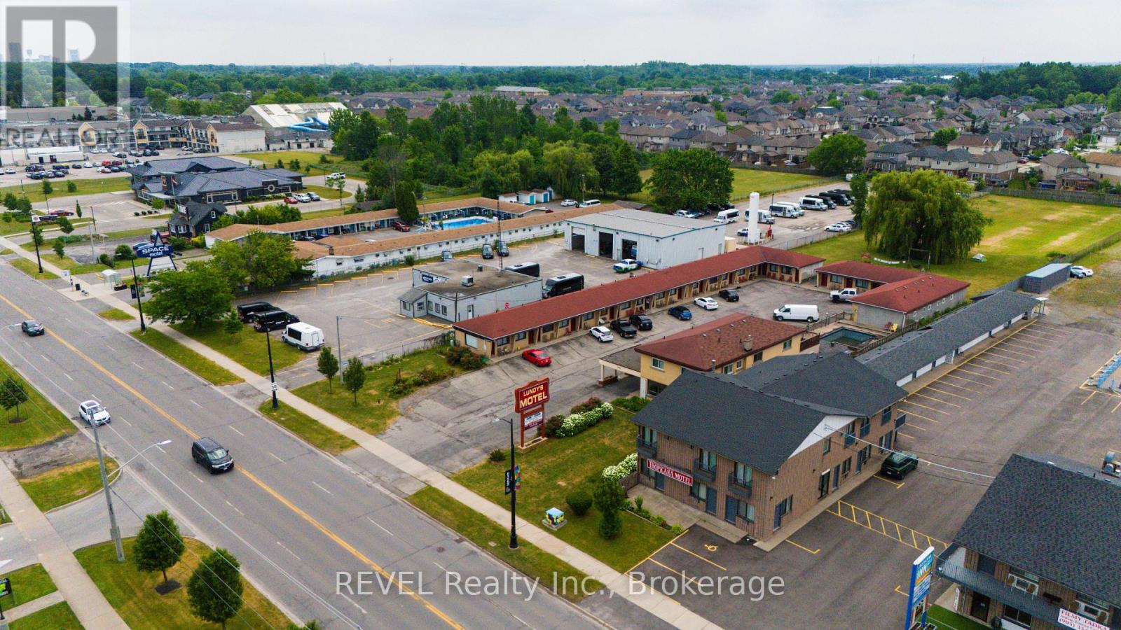 8568 Lundys Lane, Niagara Falls, Ontario  L2H 1H4 - Photo 26 - X12759954