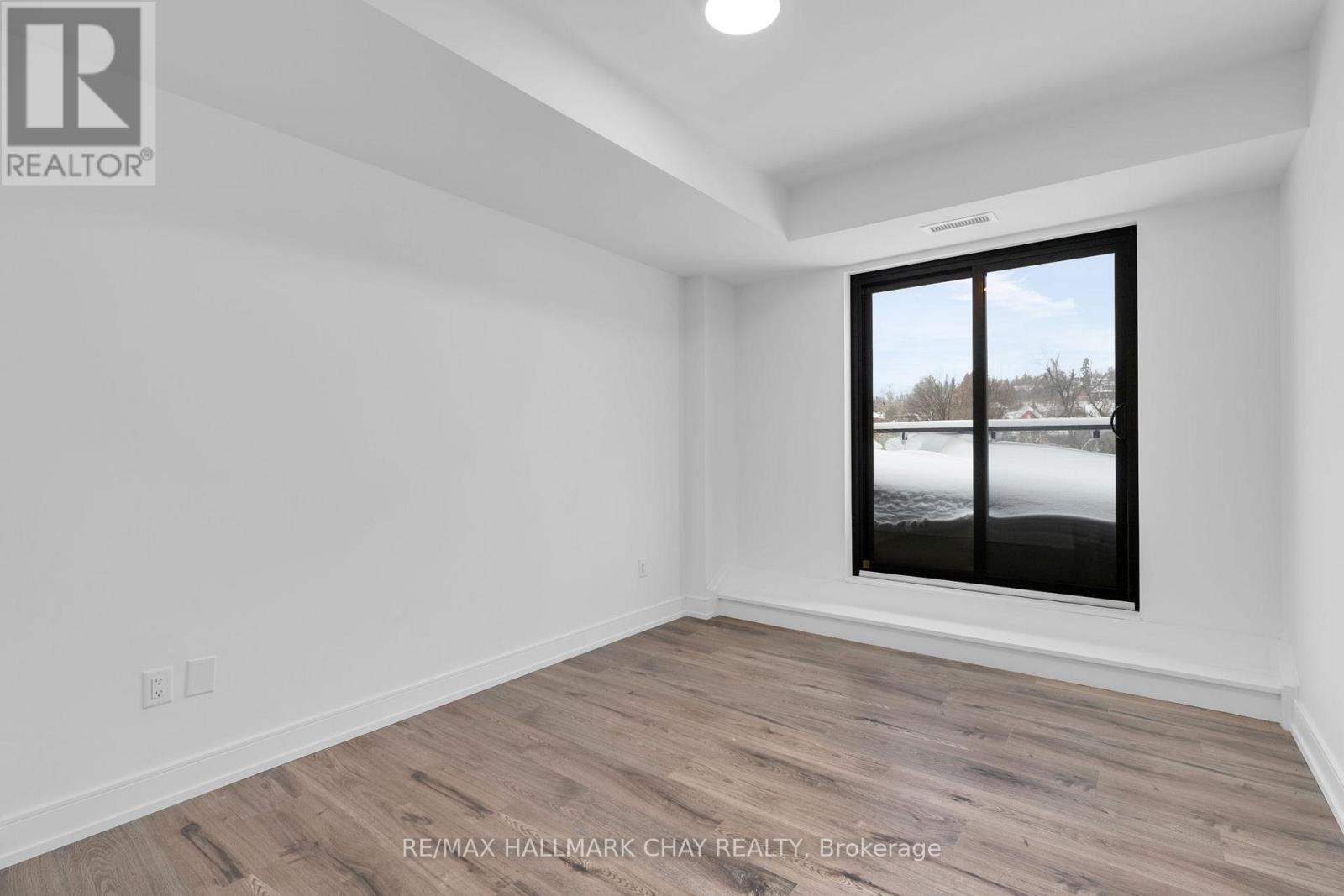 414 - 185 Dunlop Street E, Barrie, Ontario  L4M 1B2 - Photo 22 - S12750640