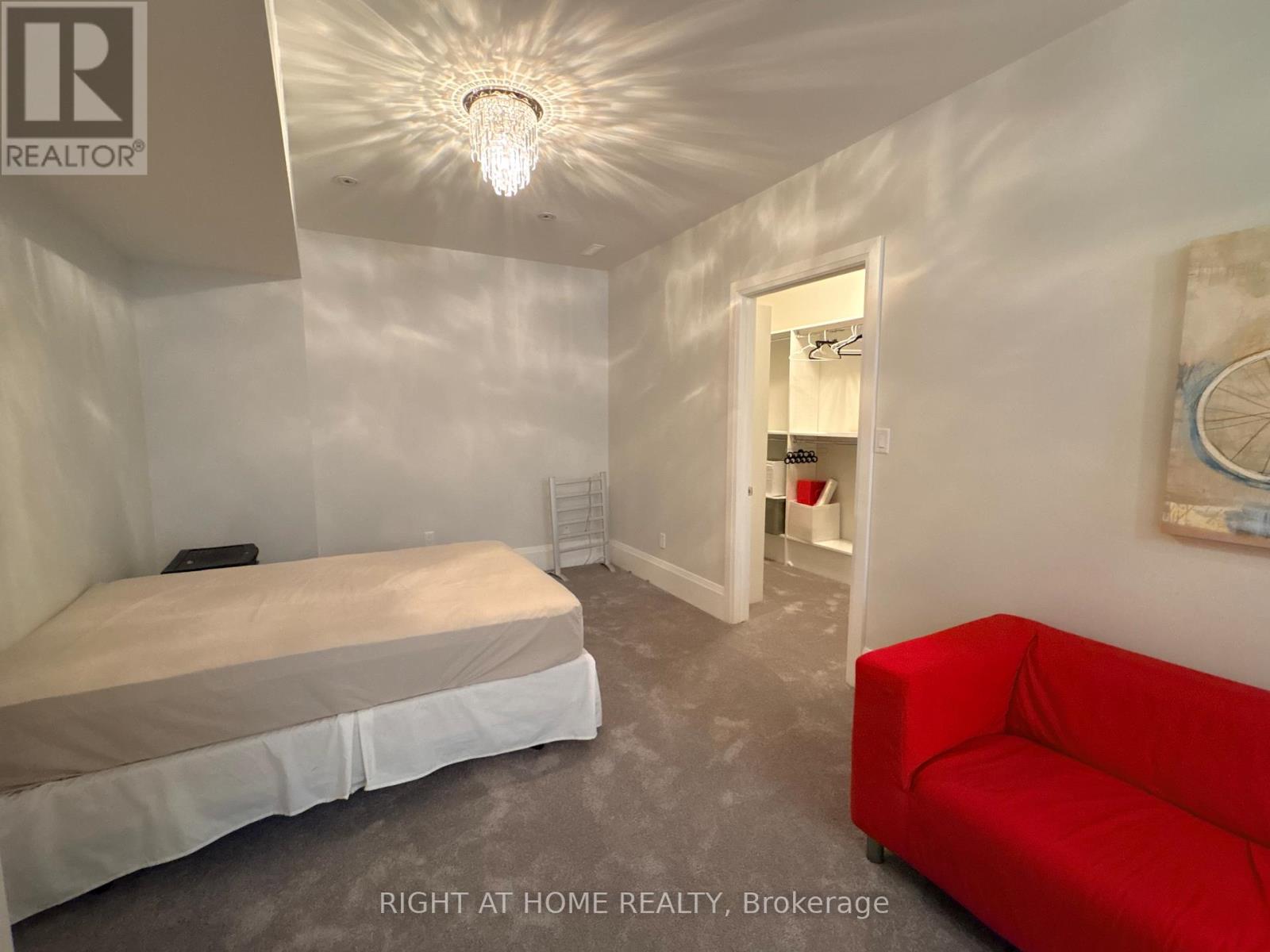 1 - 456 Lakeshore Road W, Oakville, Ontario  L6K 1S4 - Photo 39 - W12759820