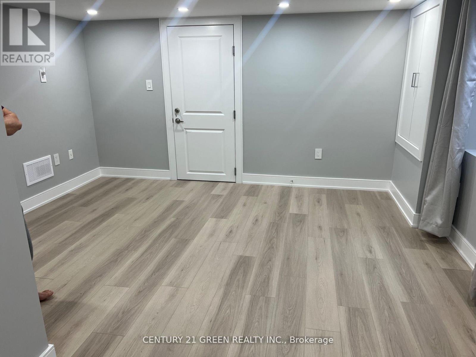 Basement - 597 Fir Court, Milton, Ontario  L9E 1M5 - Photo 7 - W12744754