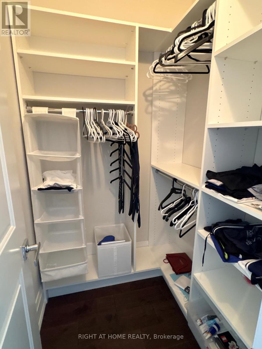 1 - 456 Lakeshore Road W, Oakville, Ontario  L6K 1S4 - Photo 28 - W12759820