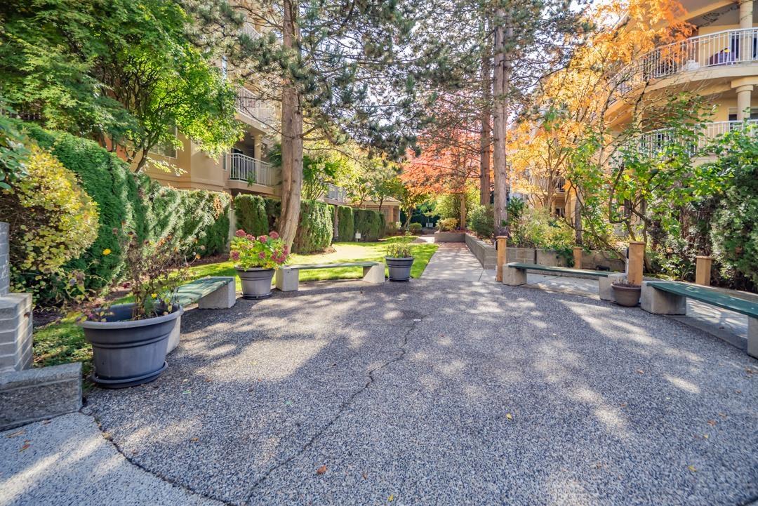 203 13733 74 Avenue, Surrey, British Columbia  V3W 1B8 - Photo 3 - R3086452