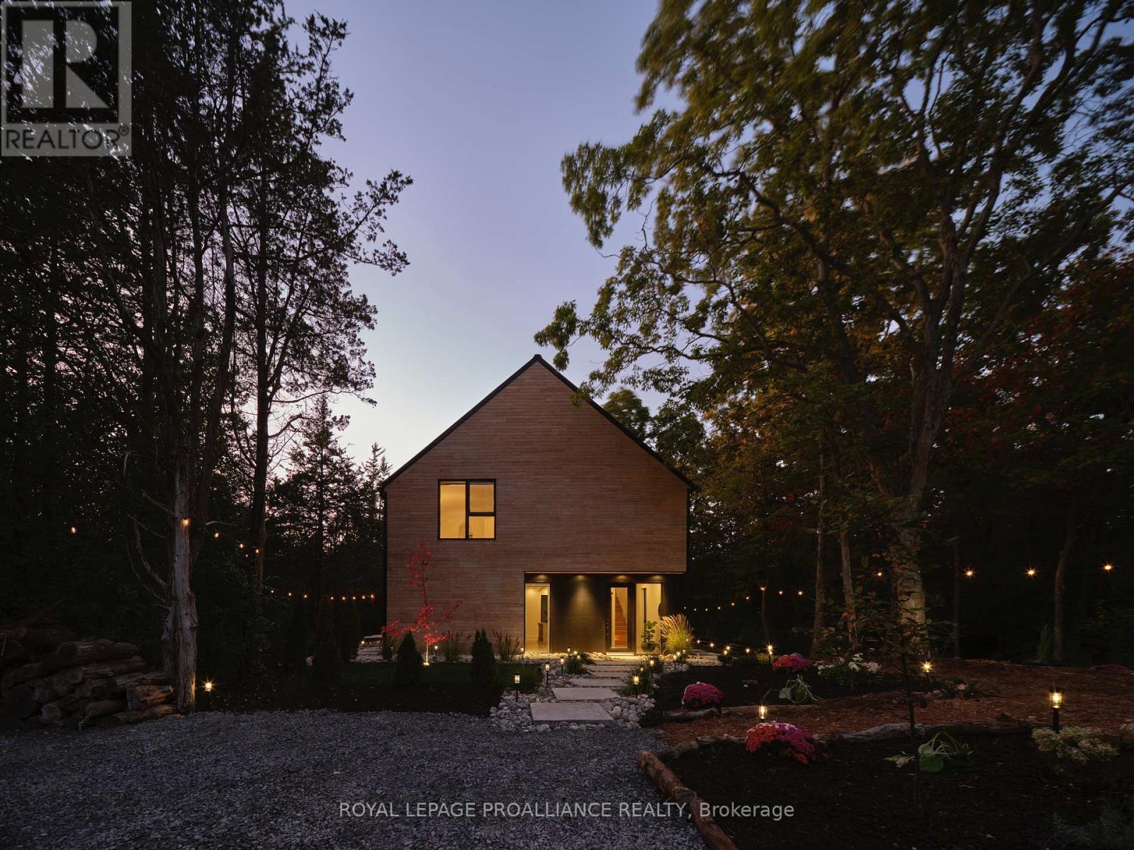 372 Prinyers Cove Crescent, Prince Edward County, Ontario  K0K 2T0 - Photo 47 - X12736504