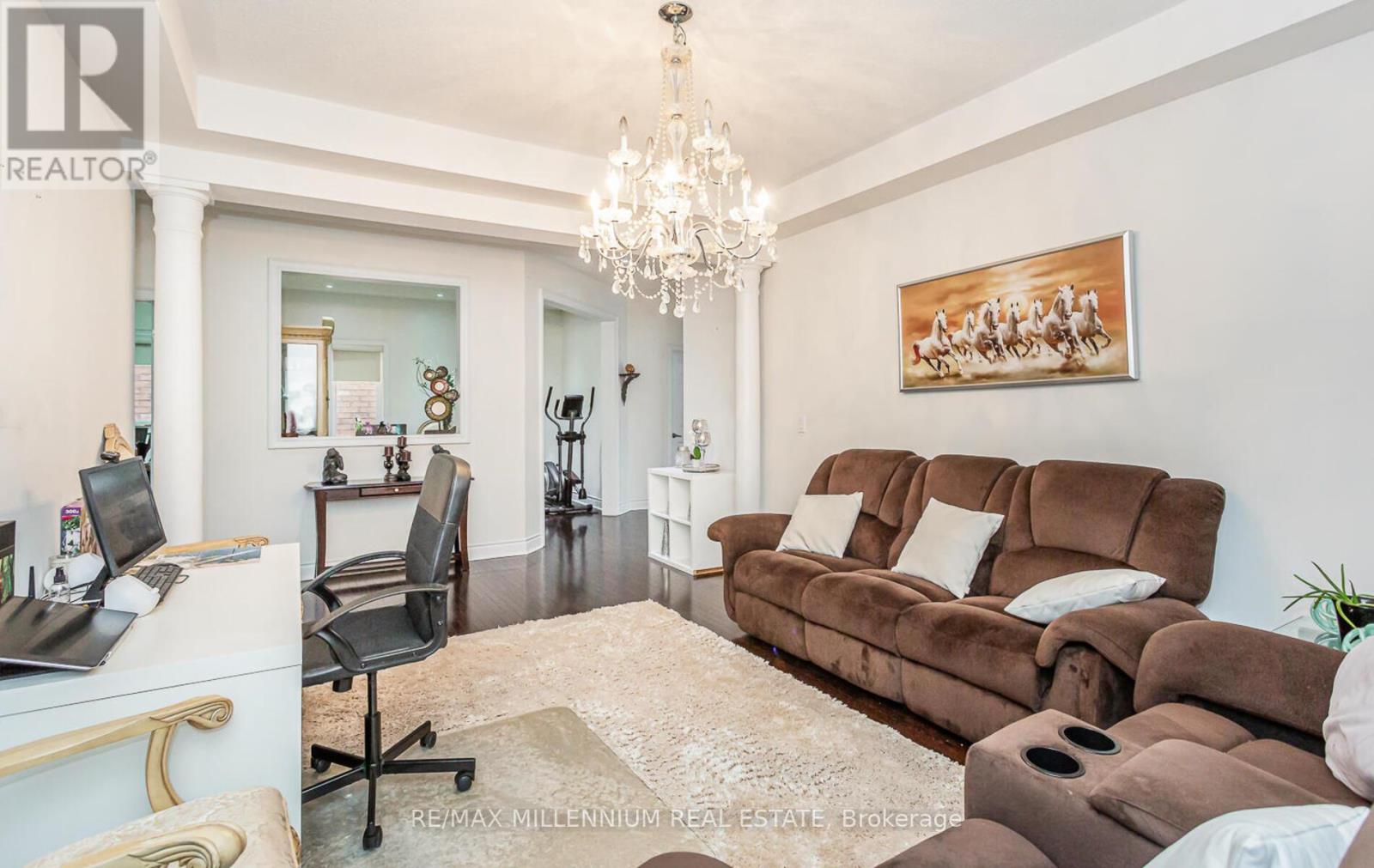 3 Lavallee Crescent, Brampton, Ontario  L6X 3A1 - Photo 12 - W12759914