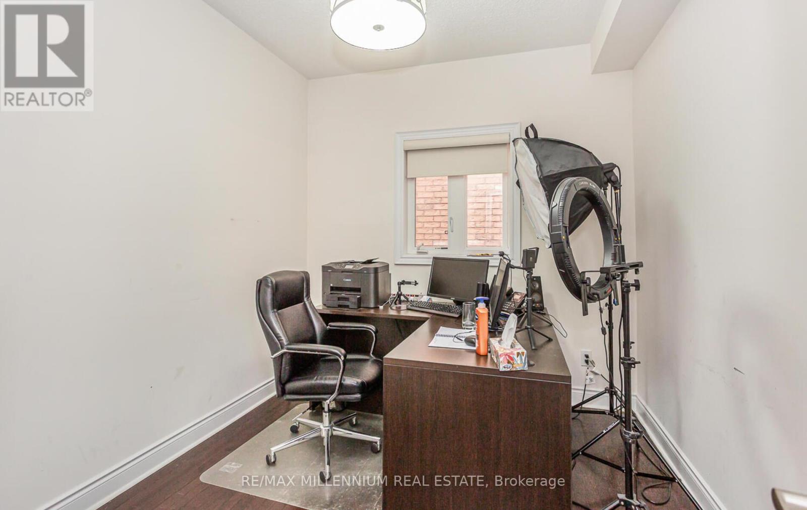 3 Lavallee Crescent, Brampton, Ontario  L6X 3A1 - Photo 13 - W12759914