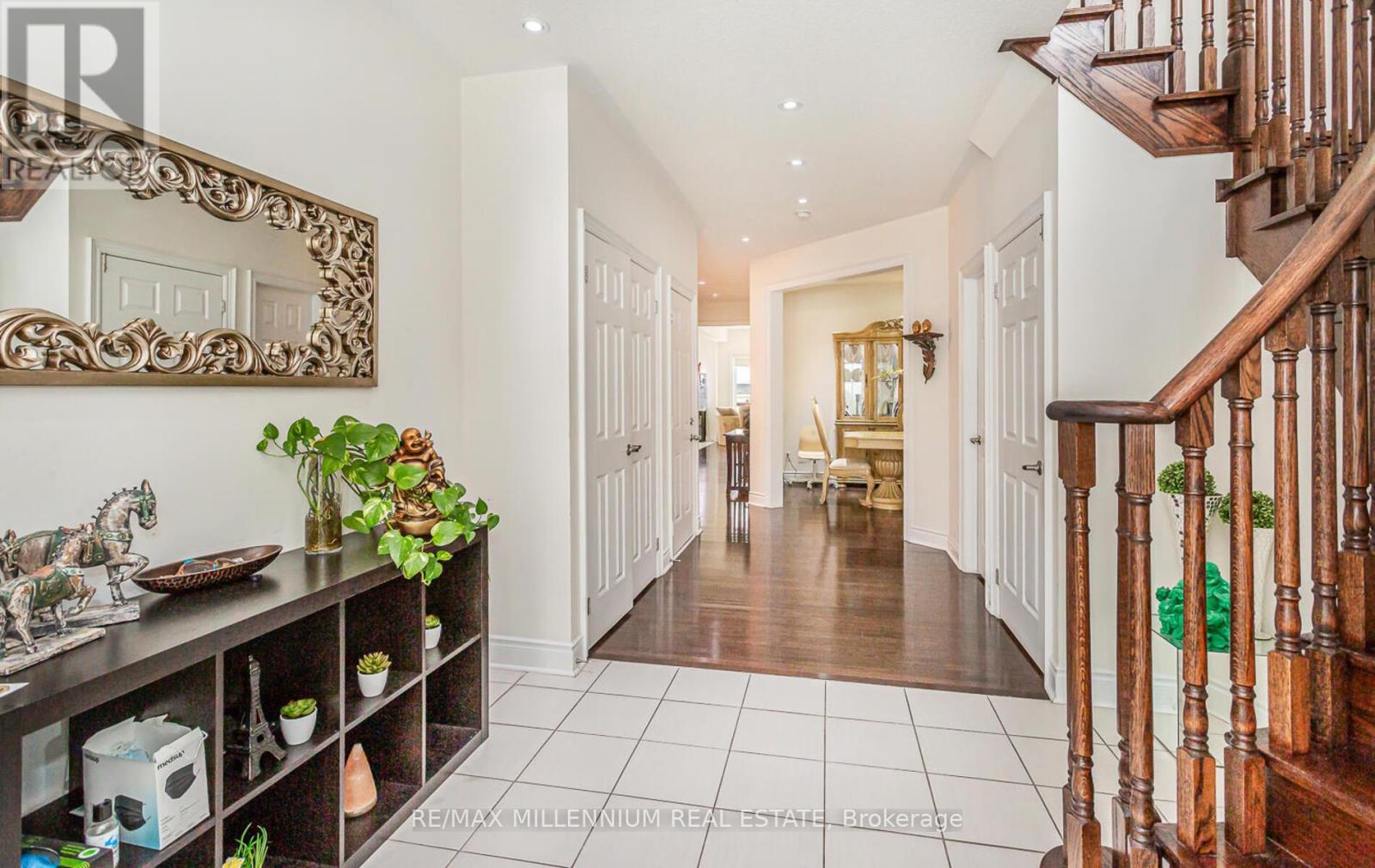 3 Lavallee Crescent, Brampton, Ontario  L6X 3A1 - Photo 7 - W12759914