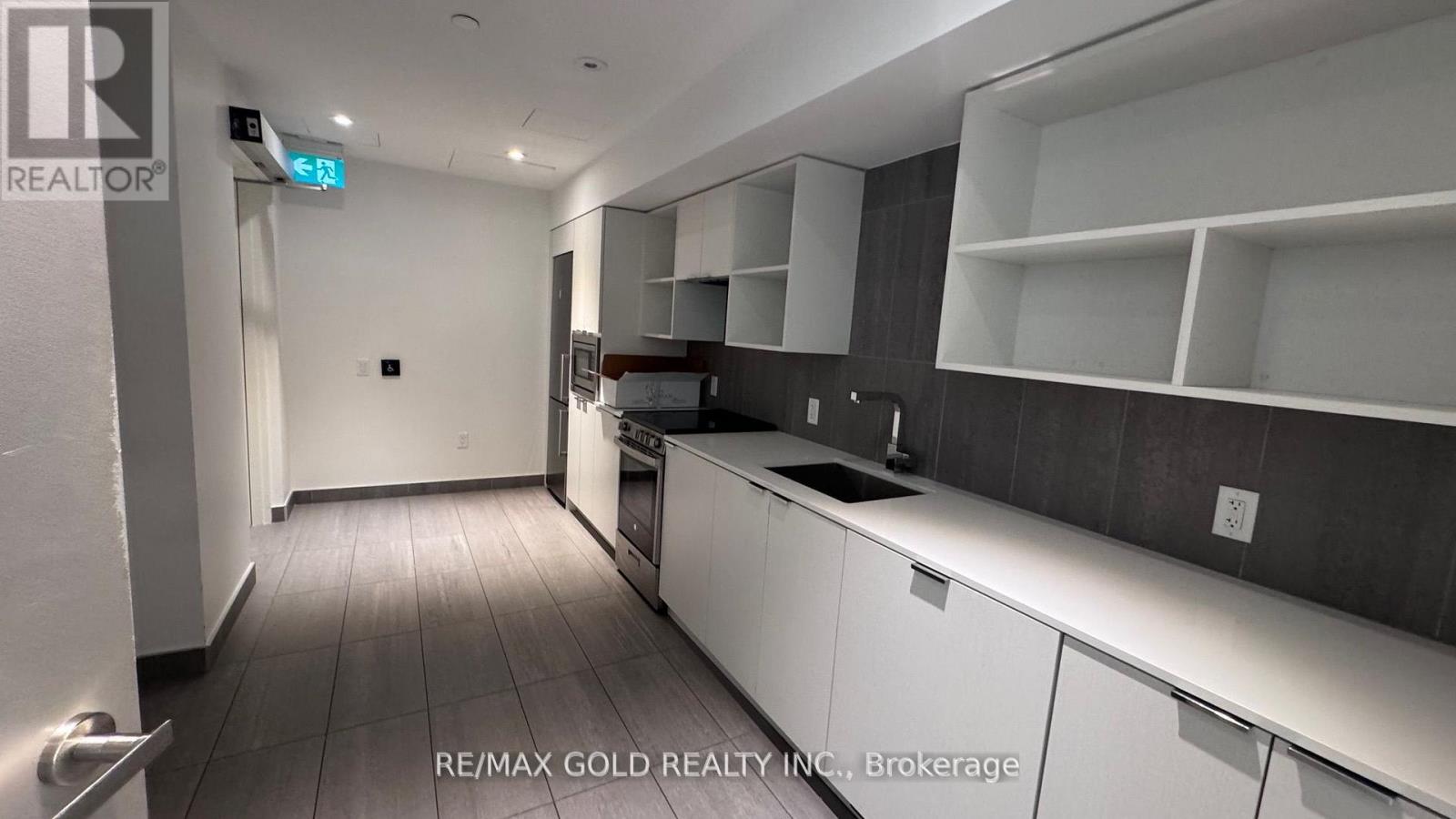 4506 - 3900 Confederation Parkway, Mississauga, Ontario  L5B 0M3 - Photo 31 - W12759916