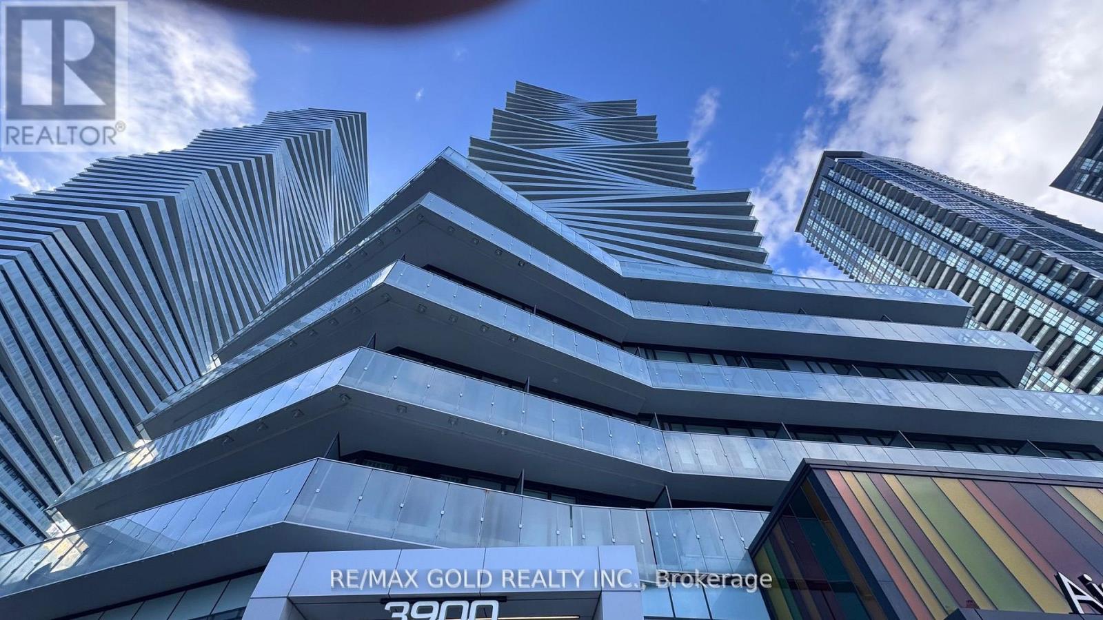 4506 - 3900 Confederation Parkway, Mississauga, Ontario  L5B 0M3 - Photo 4 - W12759916