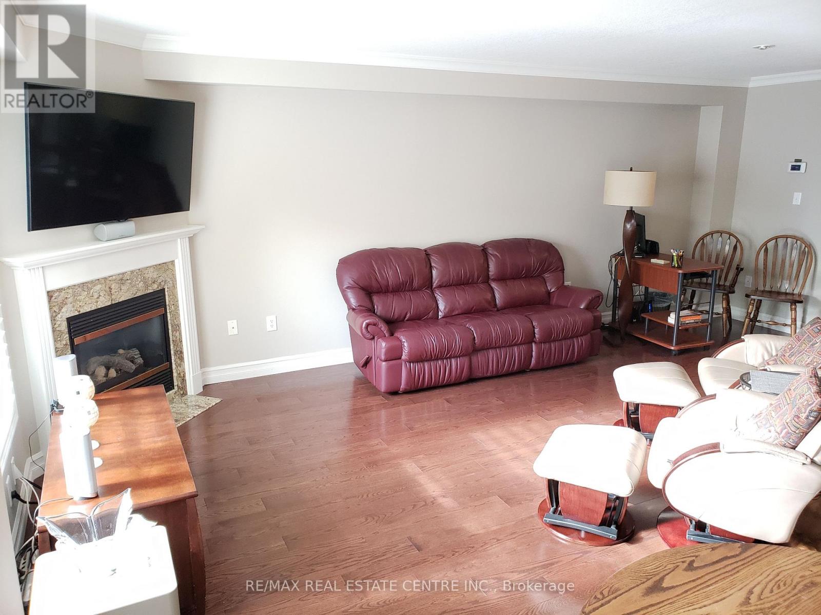 10 - 130 Robert Street, Milton, Ontario  L9T 6E3 - Photo 15 - W12759928