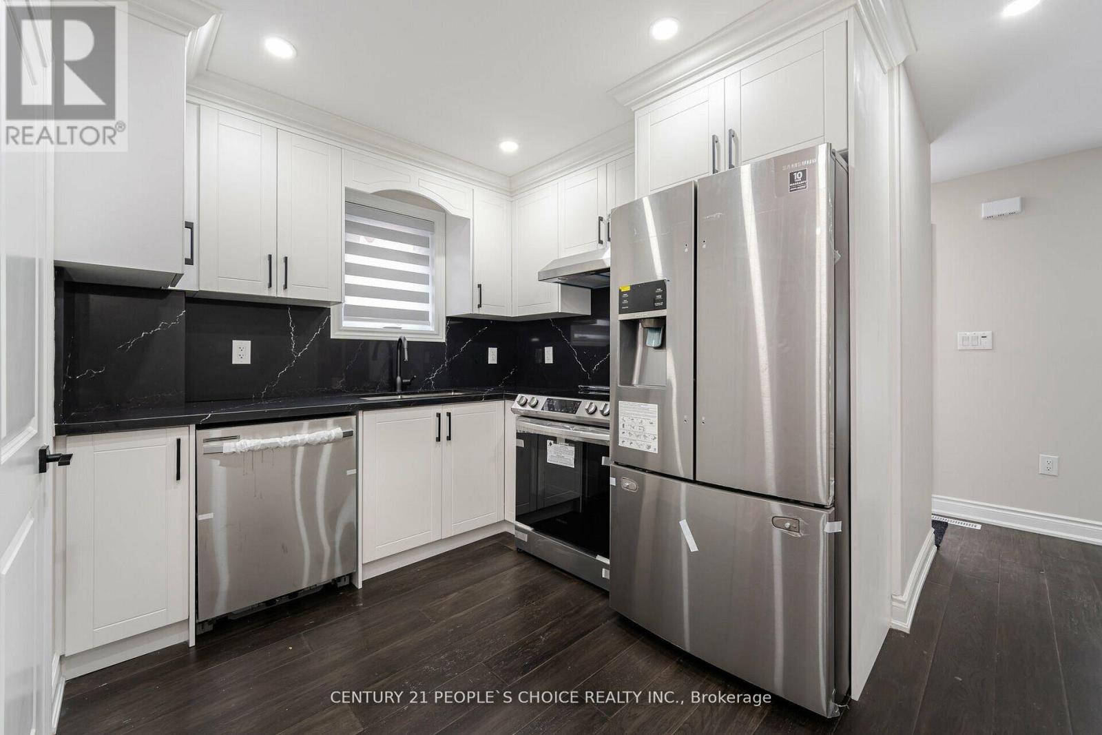 218 William Street, Toronto, Ontario  M9N 2H1 - Photo 10 - W12759936