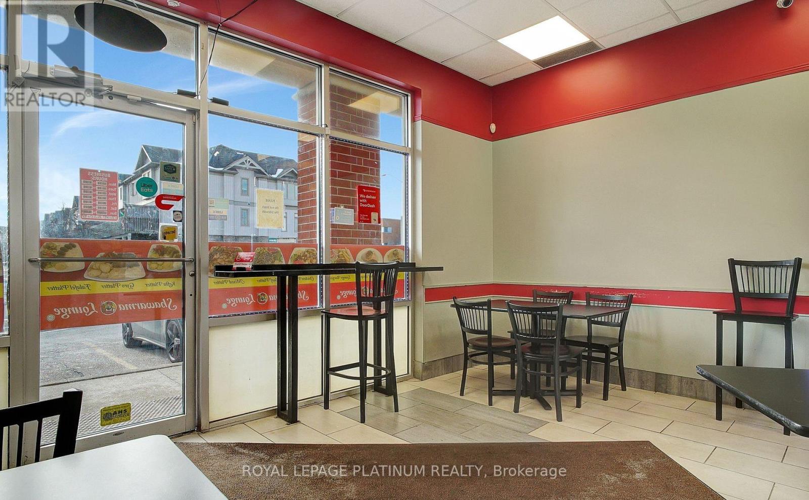 D - 645 Laurelwood Drive, Waterloo, Ontario  N2V 2W9 - Photo 11 - X12759918