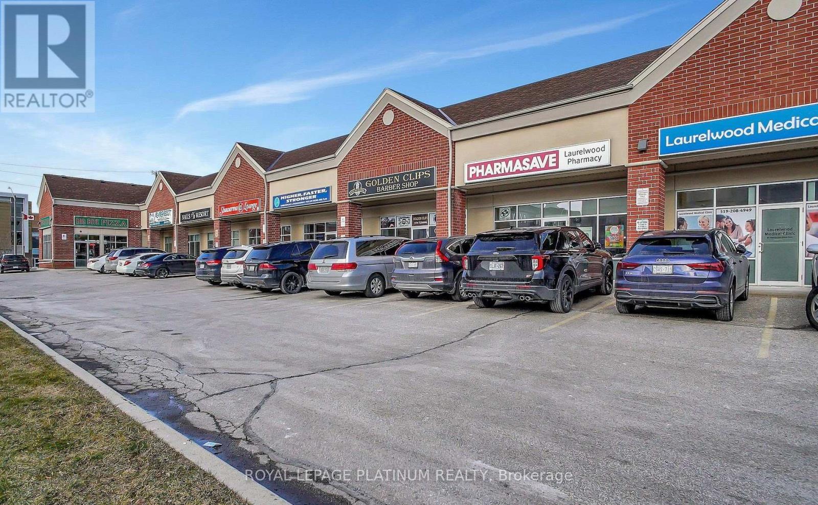 D - 645 Laurelwood Drive, Waterloo, Ontario  N2V 2W9 - Photo 3 - X12759918