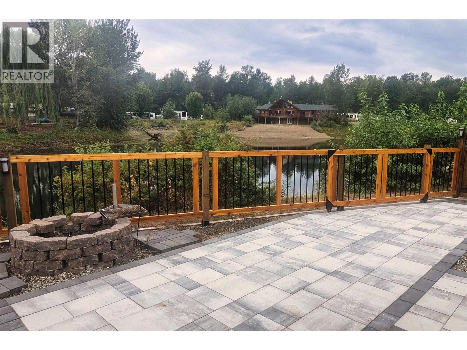 67 Cottonwood Drive, Lee Creek, British Columbia  V0E 1M4 - Photo 70 - 10374355