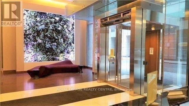 2706 - 8 Mercer Street, Toronto, Ontario  M5V 0C4 - Photo 2 - C12756750