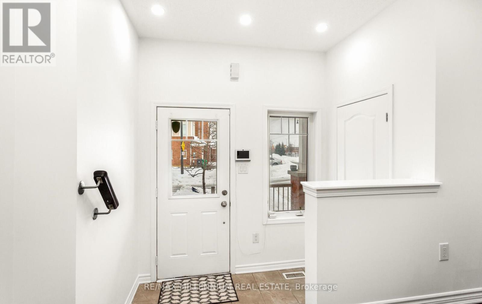 46 Volner Road, Brampton, Ontario  L7A 4P3 - Photo 3 - W12759960