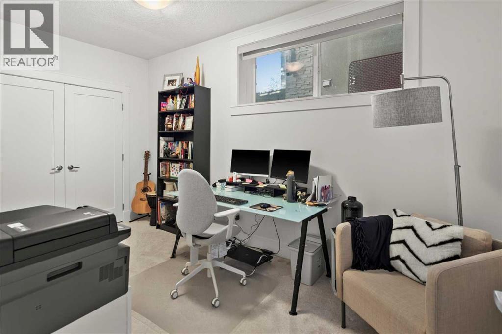 3018 30 Street Sw, Calgary, Alberta  T3E 2M6 - Photo 38 - A2281634