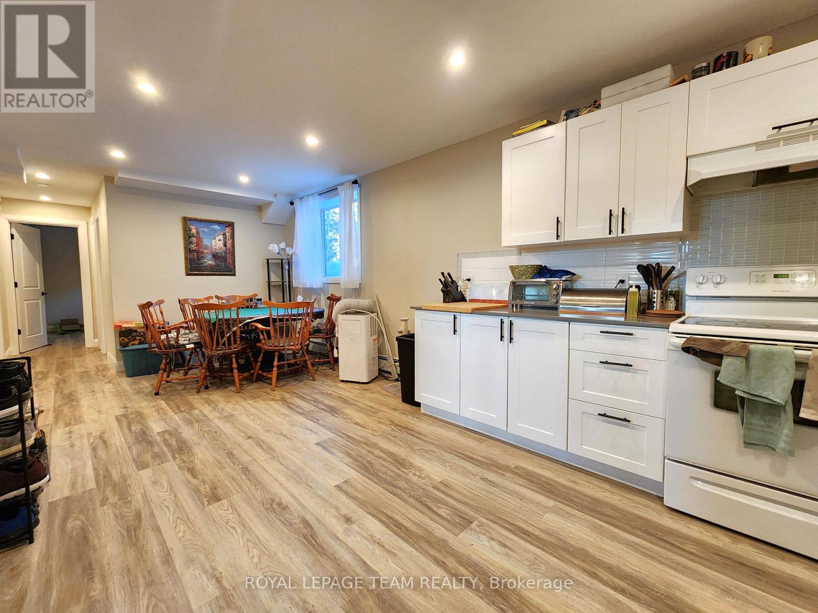 2 - 50 Fringewood Drive, Ottawa, Ontario  K2S 1T8 - Photo 3 - X12760000