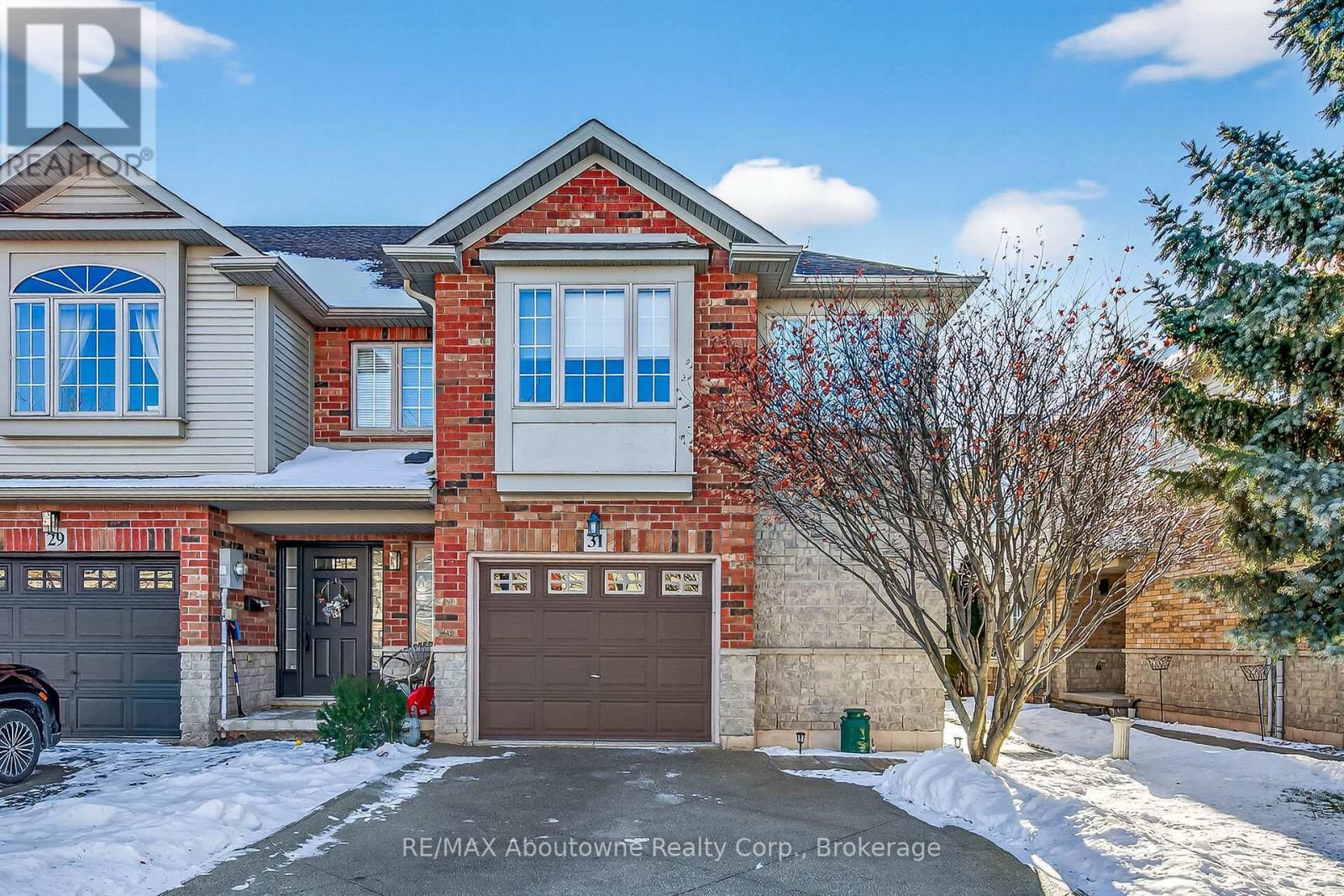 31 ELDERBERRY AVENUE, Grimsby, Ontario