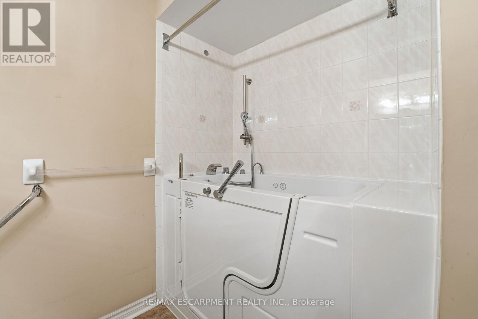 29 - 222 Fellowes Crescent, Hamilton, Ontario  L8B 0R1 - Photo 24 - X12750162