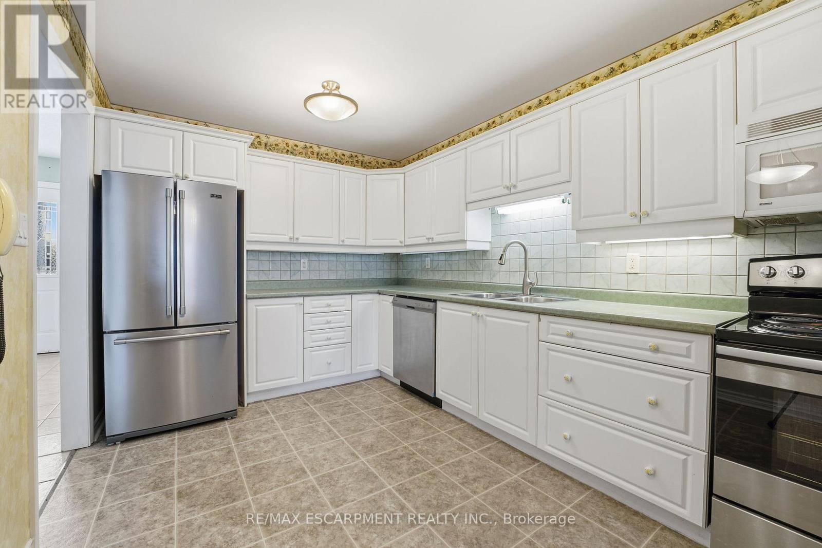 29 - 222 Fellowes Crescent, Hamilton, Ontario  L8B 0R1 - Photo 12 - X12750162