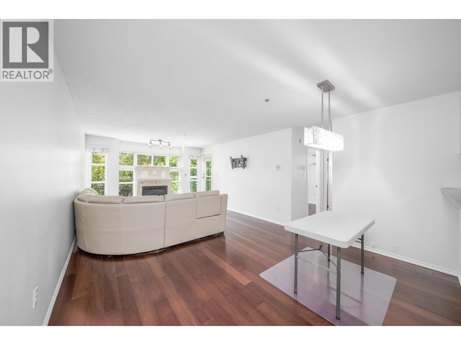 302 8728 Sw Marine Drive, Vancouver, British Columbia  V6P 6A4 - Photo 6 - R3086833