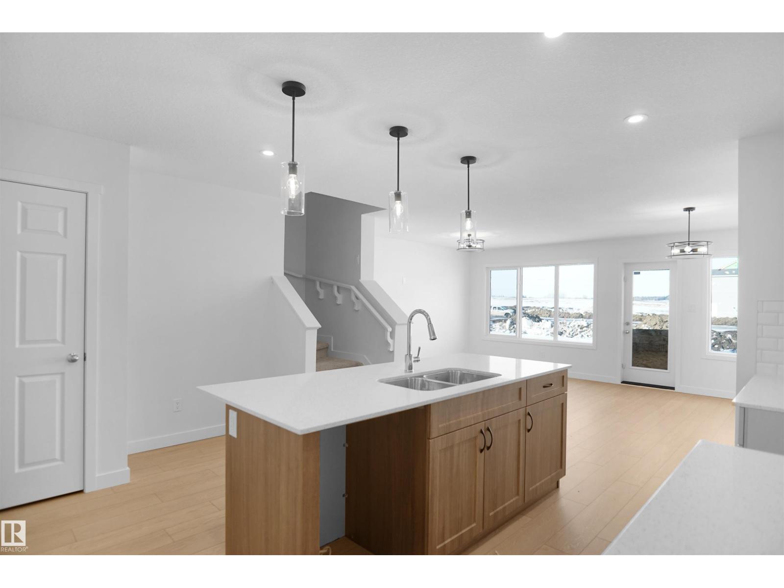 644 176 Av Ne, Edmonton, Alberta  T5Y 4G1 - Photo 11 - E4460211