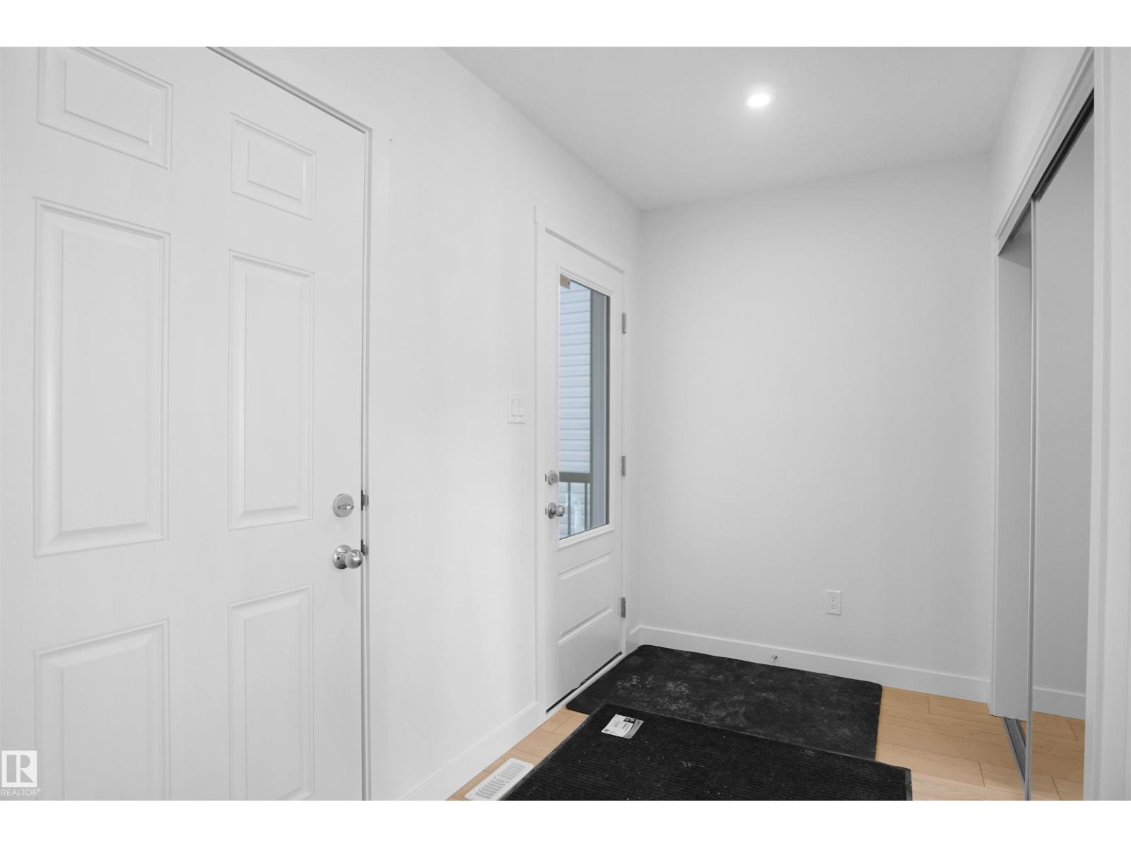 644 176 Av Ne, Edmonton, Alberta  T5Y 4G1 - Photo 3 - E4460211