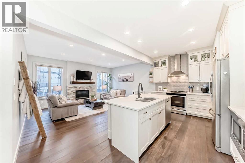 743 Shawnee Drive Sw, Calgary, Alberta  T2Y 1V6 - Photo 5 - A2280458