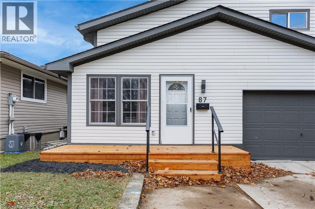 87 Lafayette Drive, St. Catharines, Ontario  L2N 6C5 - Photo 5 - 40798593