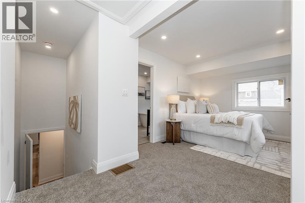 87 Lafayette Drive, St. Catharines, Ontario  L2N 6C5 - Photo 15 - 40798593