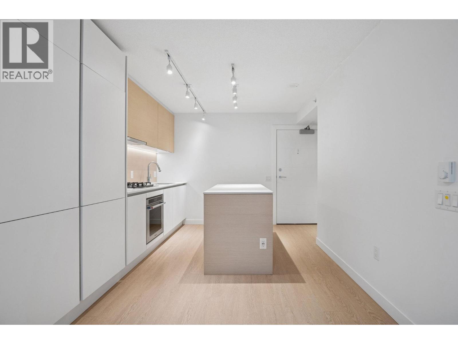 2607 908 Quayside Drive, New Westminster, British Columbia  V3M 0L4 - Photo 10 - R3085440